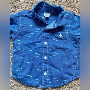 4/$20 Old Navy button town shirt